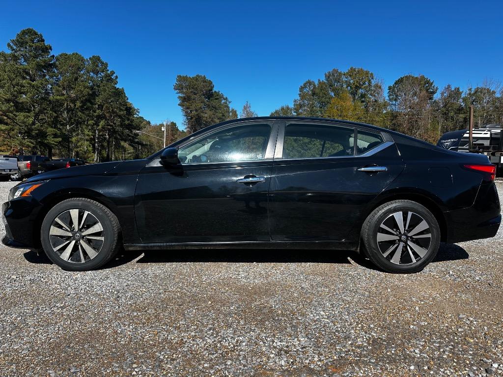 2022 Nissan Altima SV