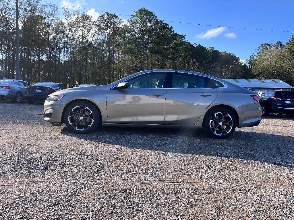 2022 Chevrolet Malibu 1LT's photo