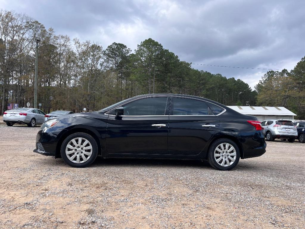 2017 Nissan Sentra SV's photo