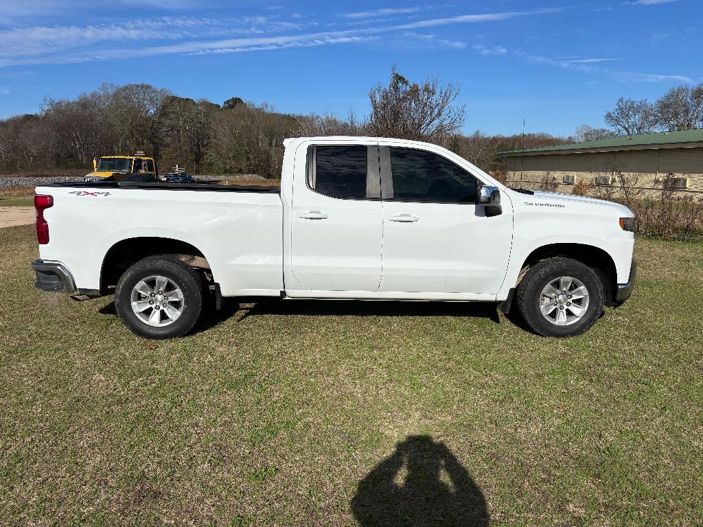 2020 Chevrolet Silverado 1500 LT's photo
