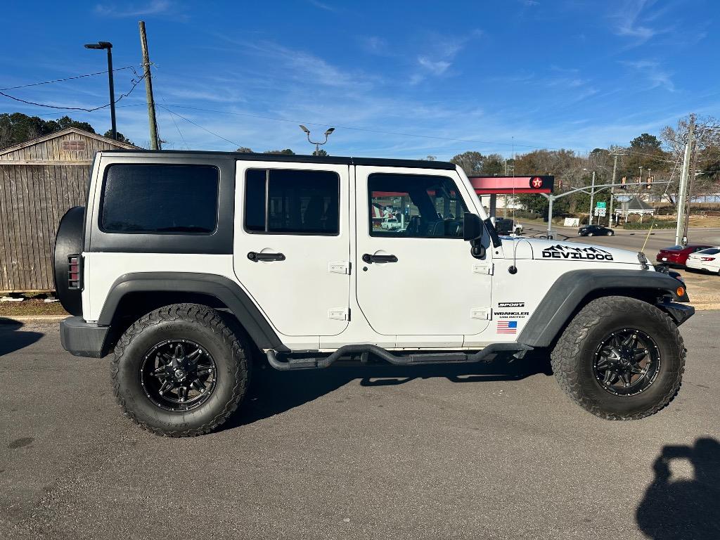 2016 Jeep Wrangler Unlimited Sport S's photo