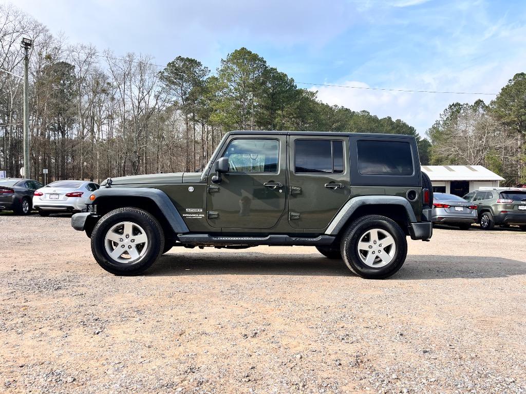 2016 Jeep Wrangler Unlimited Sport S's photo