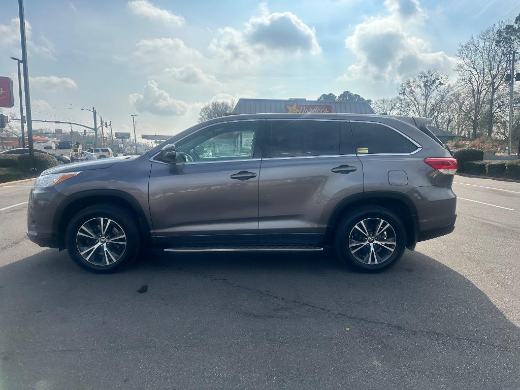 2017 Toyota Highlander LE Plus