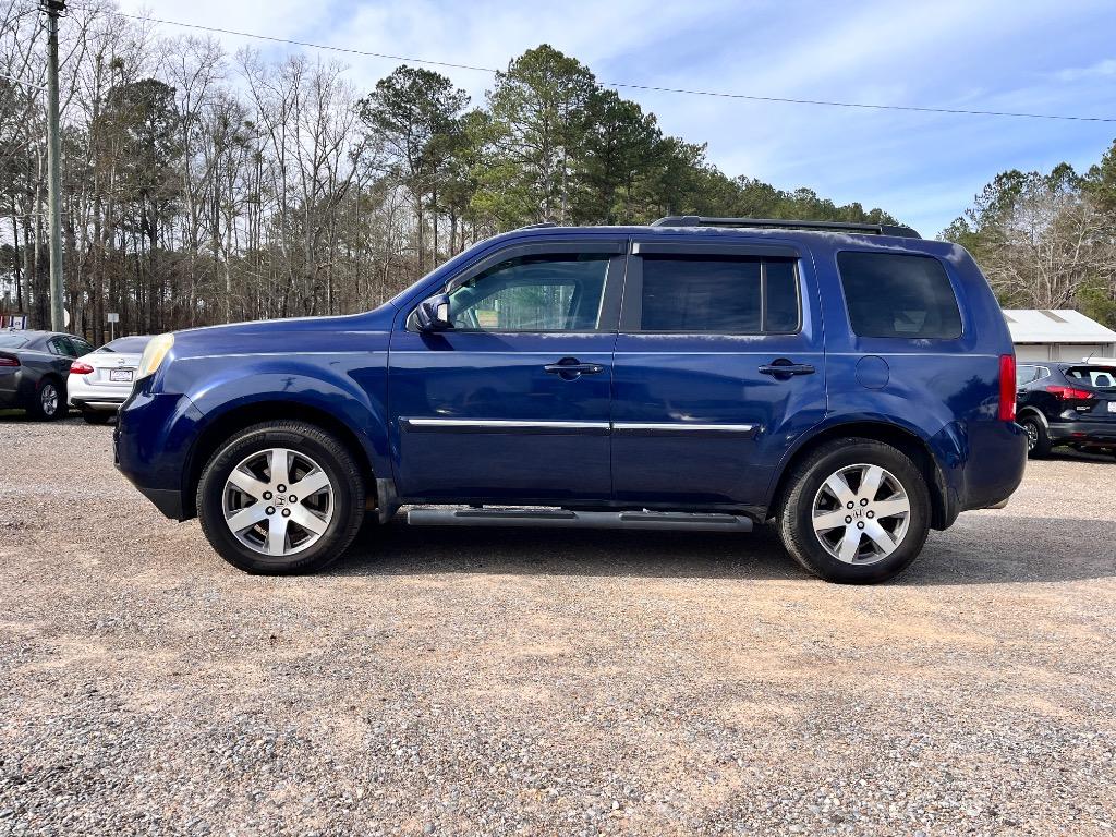 2015 Honda Pilot Touring's photo