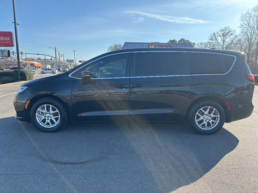 2023 Chrysler Pacifica Touring