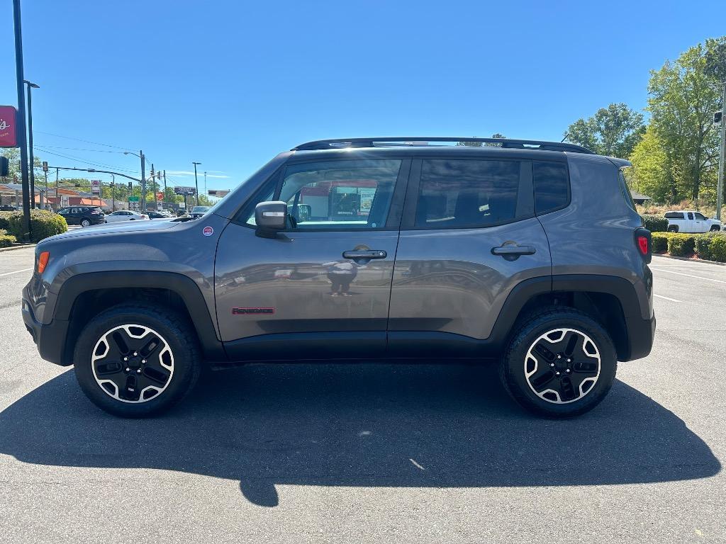 2016 Jeep Renegade Trailhawk