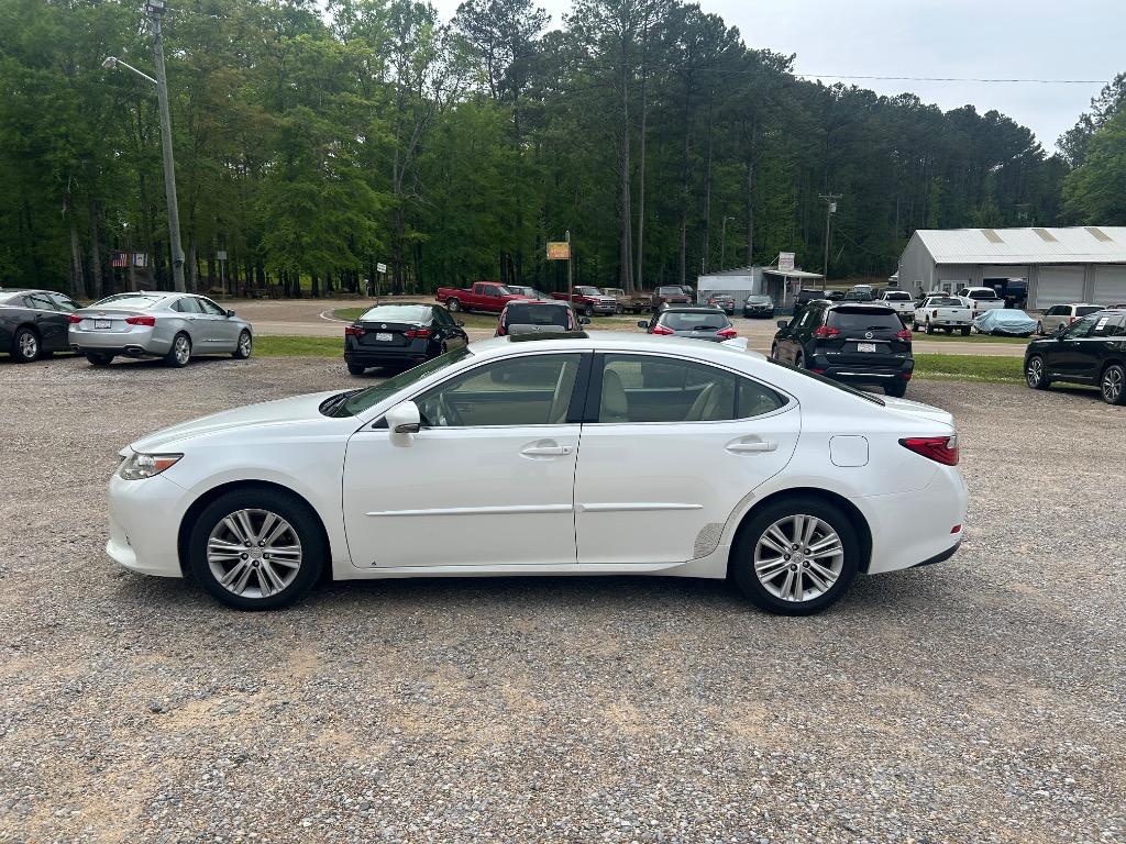 2015 Lexus ES 350 350's photo