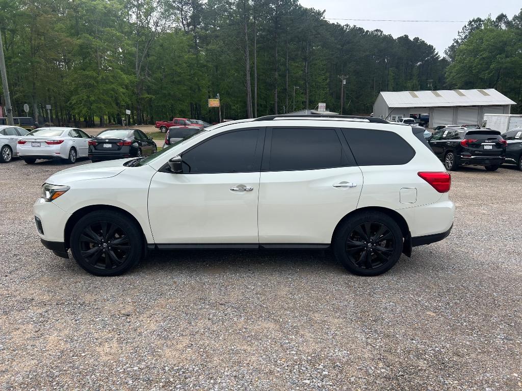 2018 Nissan Pathfinder SL